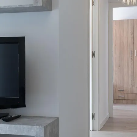 Apartoyou - Pinar Lux